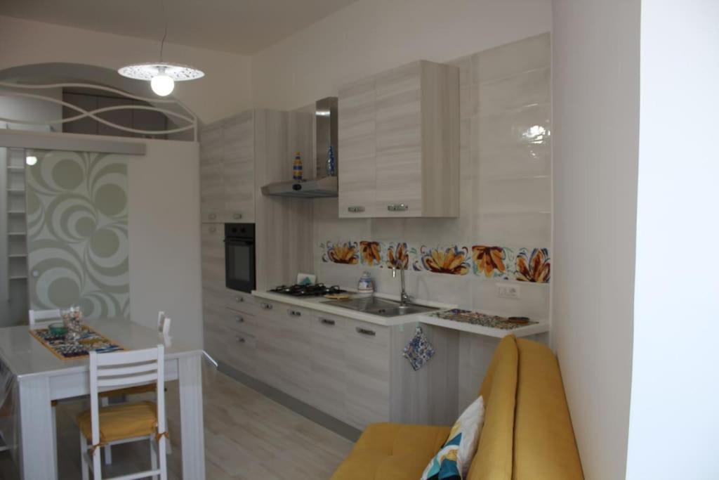 Verdemare Charming Accommodation In Vietri Sul Mare - Amalfi Coast מראה חיצוני תמונה
